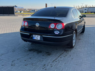 Volkswagen Passat foto 3