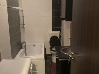 Apartament in chirie pe zi, 30 Eur/24ore 25 Eur/noaptea. Chisinau, str. Stefan cel Mare 3, free wifi foto 2