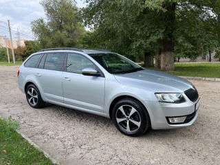 Skoda Octavia foto 2