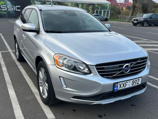 Volvo XC60 foto 2