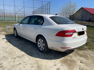 Skoda Superb foto 4