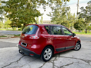 Renault Scenic foto 2