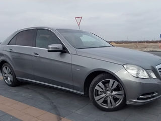 Mercedes E-Class foto 3