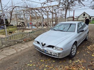 Alfa Romeo 166