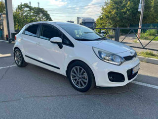 KIA Rio foto 1