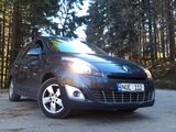 Renault Grand Scenic foto 2