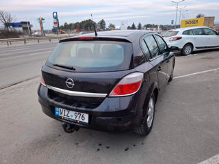 Opel Astra foto 2