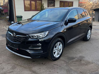 Opel Grandland X foto 2