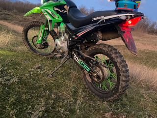 Viper Crosser 250