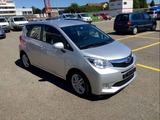 Toyota Verso-S foto 7