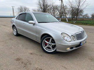 Mercedes E-Class