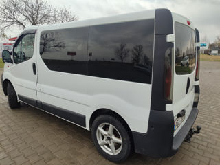 Renault Trafic foto 2