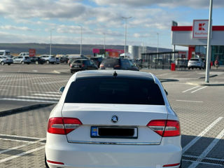 Skoda Superb foto 4