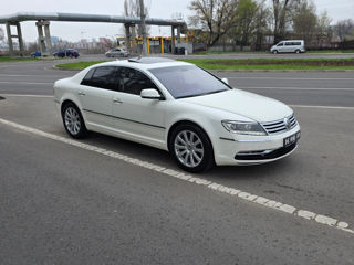 Volkswagen Phaeton фото 2