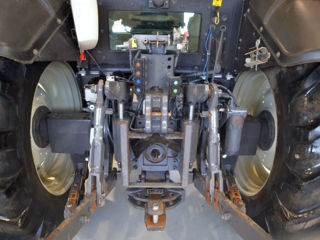 Valtra N 123 foto 8