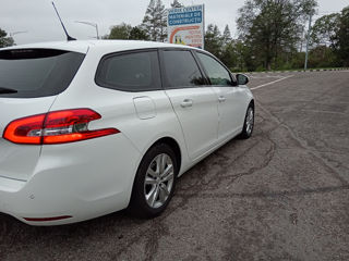 Peugeot 308 foto 8