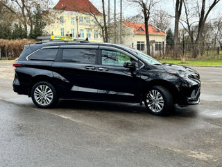 Toyota Sienna foto 7