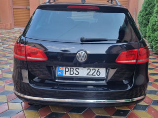 Volkswagen Passat foto 4