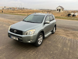 Toyota Rav 4 foto 3