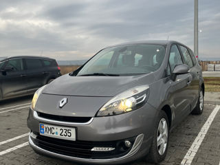 Renault Grand Scenic foto 2