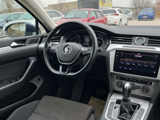 Volkswagen Passat foto 11