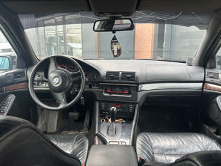 BMW 5 Series foto 2