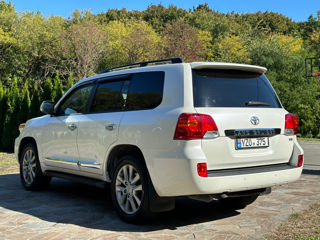 Toyota Land Cruiser foto 3