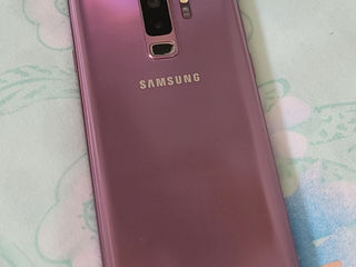 Продам Samsung S9 Plus