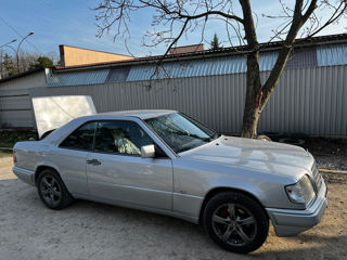 Mercedes Series (W124) foto 6