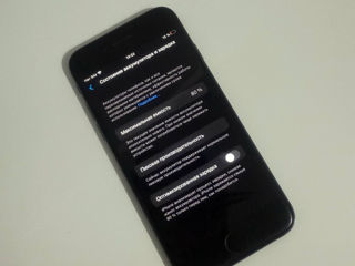iPhone 8 64 gb foto 3