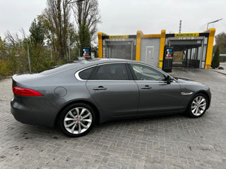 Jaguar XF foto 6