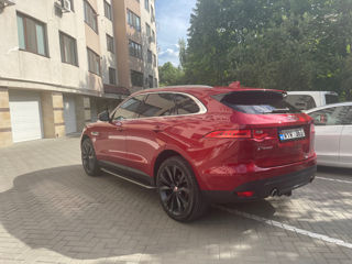 Jaguar F-PACE foto 3