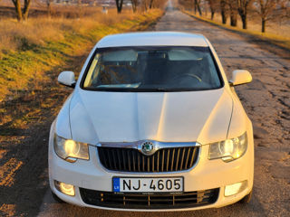 Skoda Superb foto 3