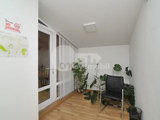 Oficiu în Centru, euroreparație, str. Armenească, 2200 € ! foto 7