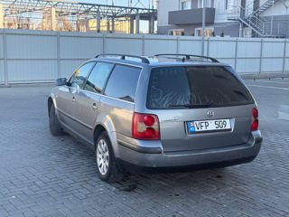 Volkswagen Passat foto 6