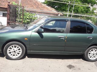 Nissan Primera foto 3