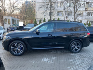 BMW X7 foto 2