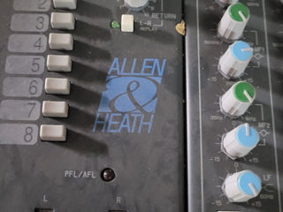 mixer Allen Heath GL3300 foto 2