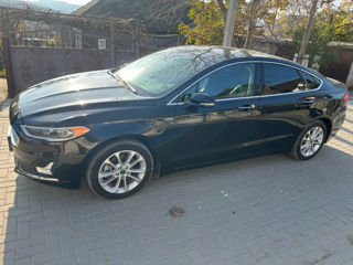 Ford Fusion foto 4