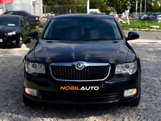 Skoda Superb foto 3