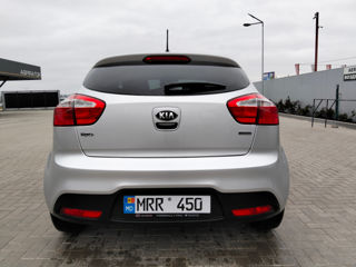 KIA Rio foto 5