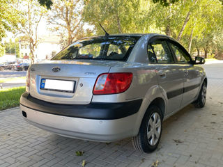 KIA Rio foto 5