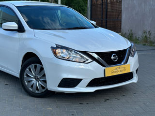 Nissan Sentra foto 2