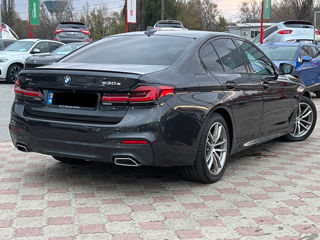 BMW 5 Series foto 4