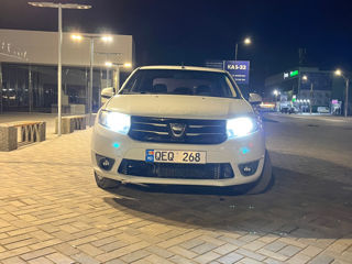 Dacia Logan foto 2