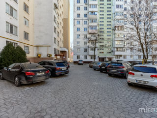 Apartament cu 3 camere, 95 m², Buiucani, Chișinău foto 15