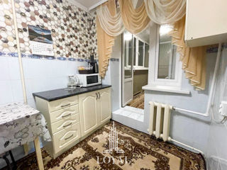 Apartament cu 2 camere, 56 m², Poșta Veche, Chișinău foto 4