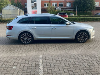 Skoda Superb foto 3