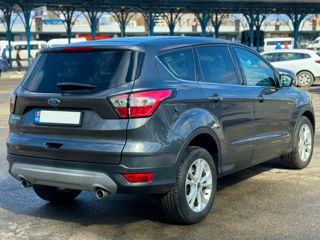 Ford Kuga foto 6