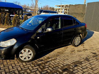 Suzuki SX4 foto 4